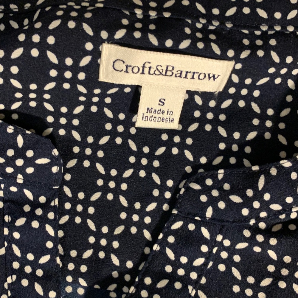 croft & barrow Navy and White Printed Button-Front Top - Picture 5 of 13